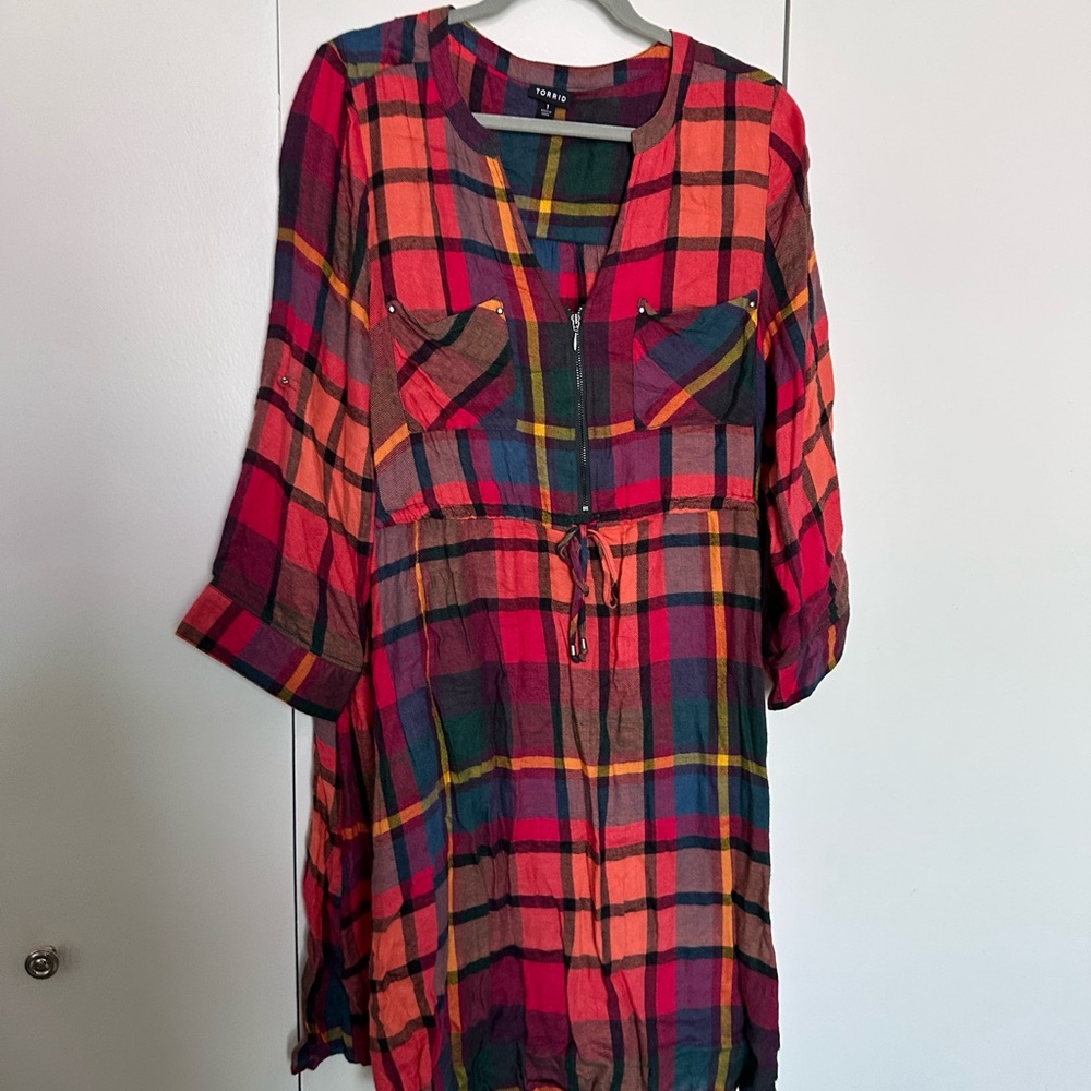 Torrid Multicolor Plaid Shirt dress with zipper front detail Size 1
